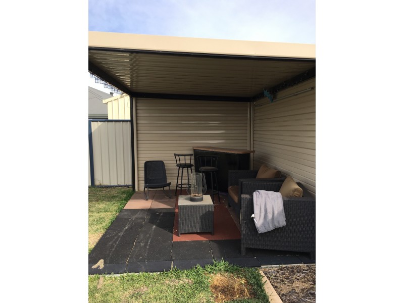 10 Brackenridge Ramble, Meadow Springs WA 6210