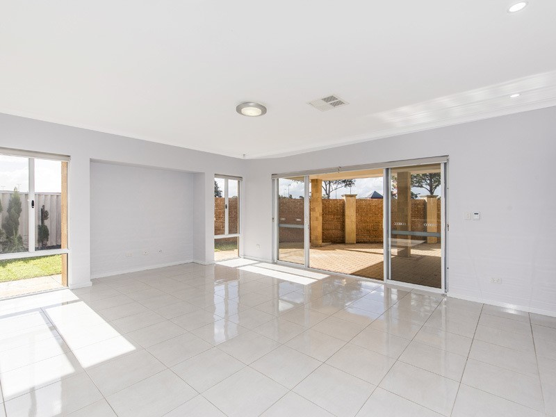 20 Crouch Place, Canning Vale WA 6155