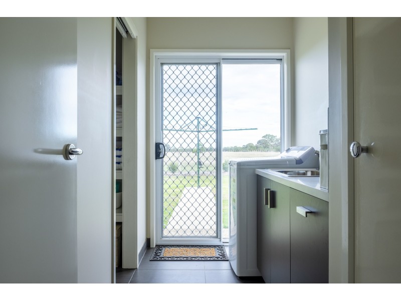 84 Lomandra Drive, Teesdale VIC 3328