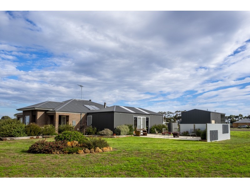84 Lomandra Drive, Teesdale VIC 3328