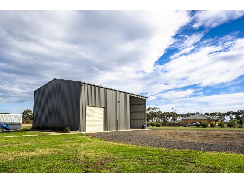 84 Lomandra Drive, Teesdale VIC 3328