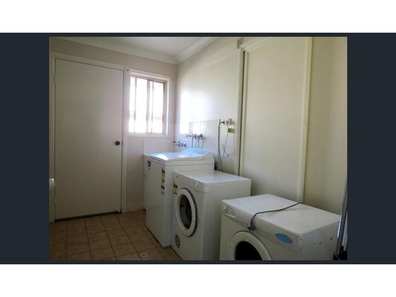 9 Jeppesen Drive, Emerald QLD 4720