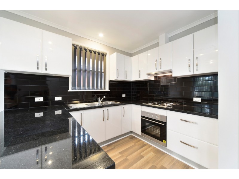 1/38 Moreton Street, Frankston North VIC 3200