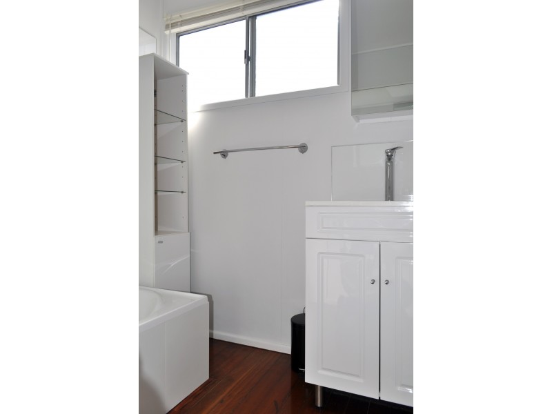 7 Disraeli St, Margate QLD 4019