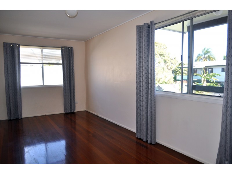 7 Disraeli St, Margate QLD 4019