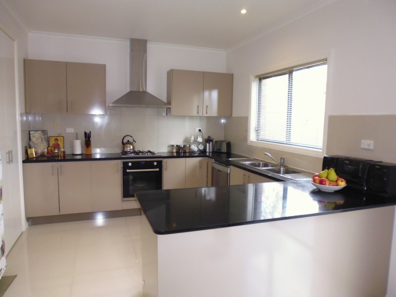 3/34 Fifth Ave, Rosebud VIC 3939