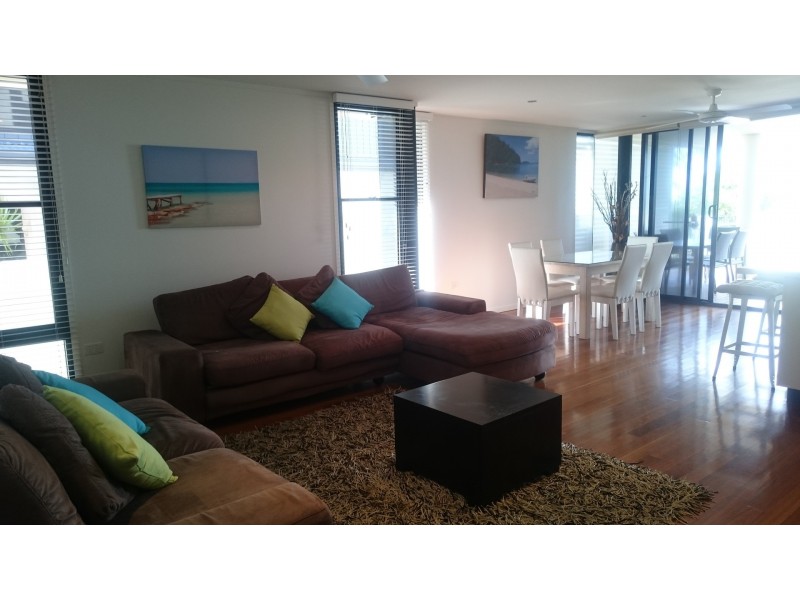 2/6 Marina Beach Parade, Mackay Harbour QLD 4740
