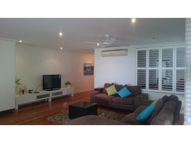 2/6 Marina Beach Parade, Mackay Harbour QLD 4740