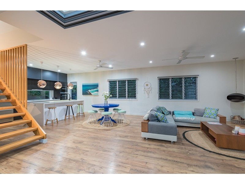 7 Blue Gum Road, Noosa Heads QLD 4567