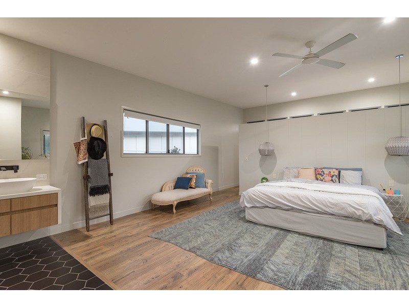 7 Blue Gum Road, Noosa Heads QLD 4567