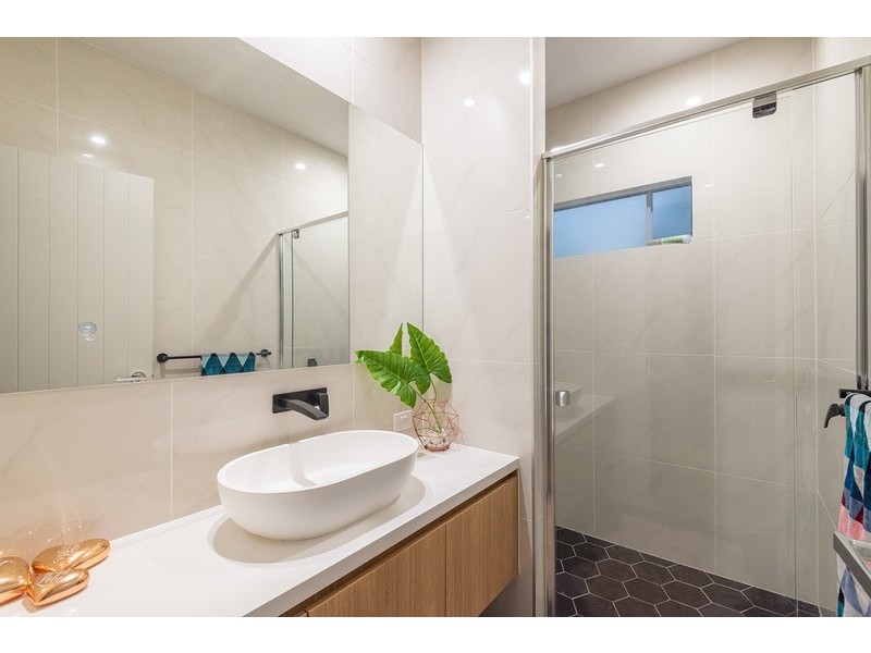 7 Blue Gum Road, Noosa Heads QLD 4567