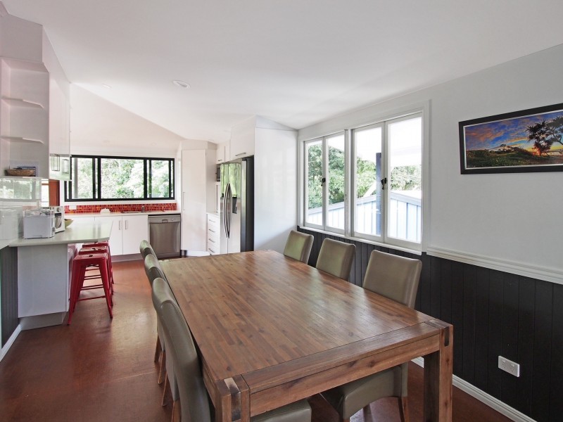 866 Pomona Kin Kin Rd, Kin Kin QLD 4571