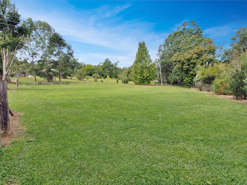 866 Pomona Kin Kin Rd, Kin Kin QLD 4571