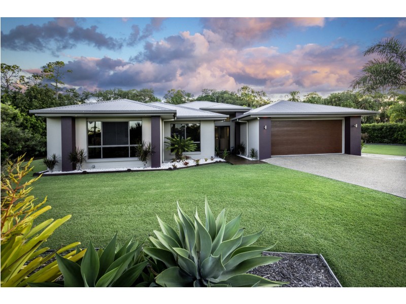35 Seahorse Circuit, Dundowran Beach QLD 4655