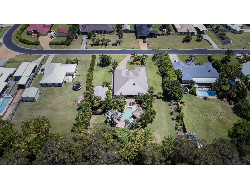 35 Seahorse Circuit, Dundowran Beach QLD 4655