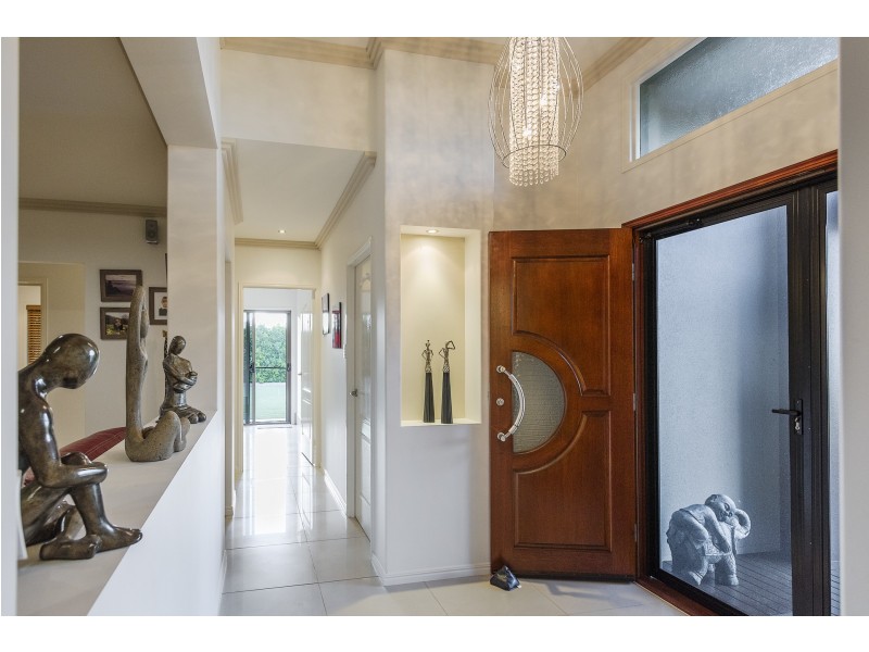 35 Seahorse Circuit, Dundowran Beach QLD 4655