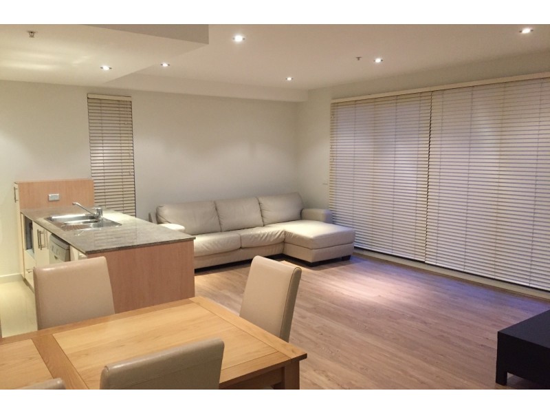 205/8 Clay Drive, Doncaster VIC 3108