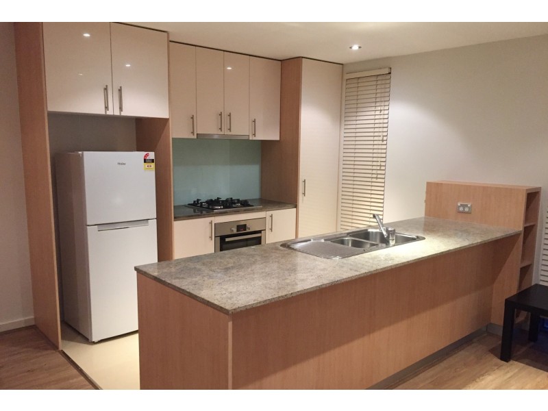 205/8 Clay Drive, Doncaster VIC 3108