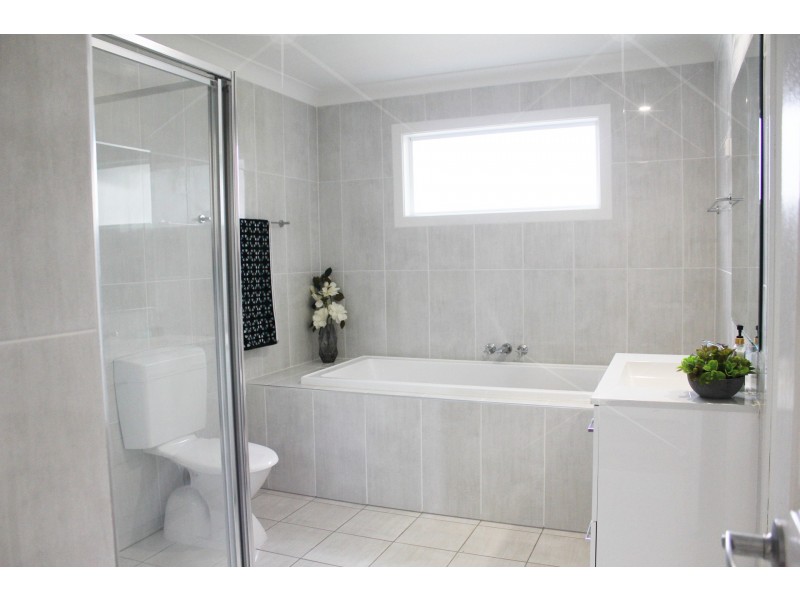 61A Malvina Pde, Lake Haven NSW 2263