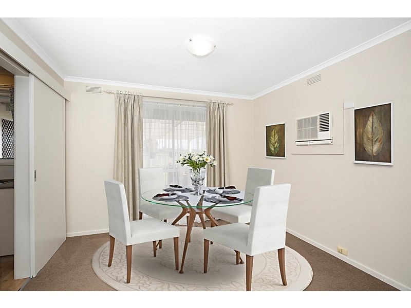 4 John Crescent, Colac VIC 3250