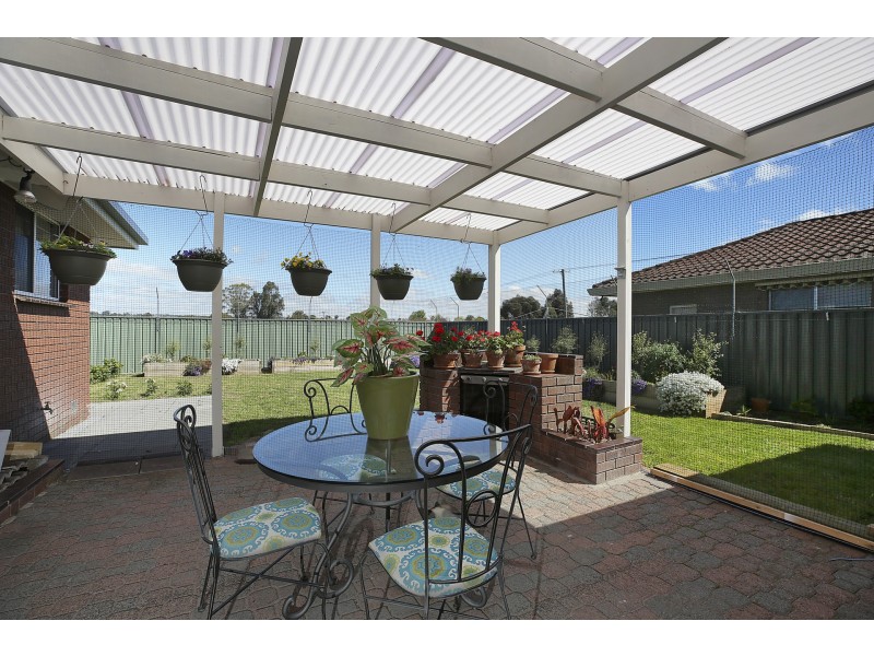 4 John Crescent, Colac VIC 3250