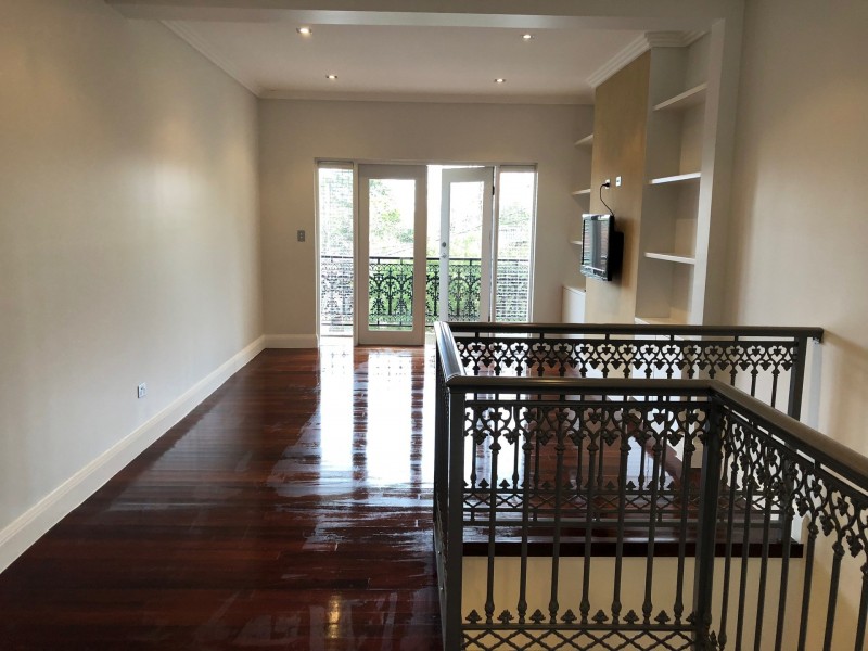 9 Euroka Street, Mcmahons Point NSW 2060