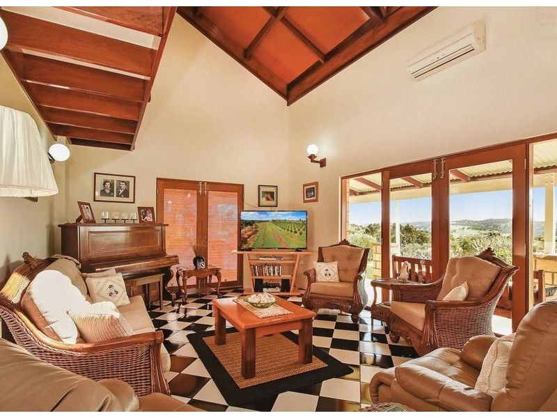 39 Ferguson Road, Toodyay WA 6566