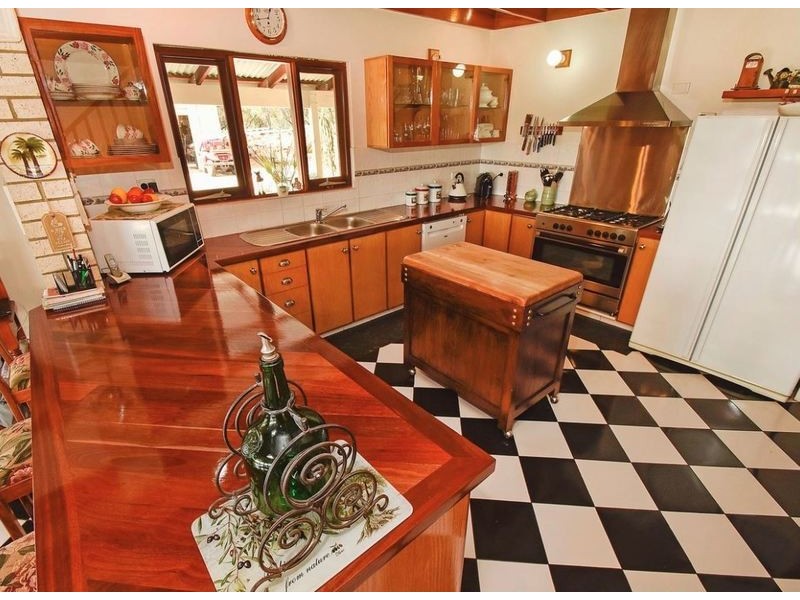 39 Ferguson Road, Toodyay WA 6566