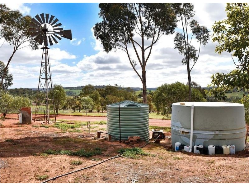 39 Ferguson Road, Toodyay WA 6566