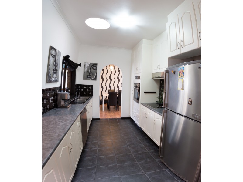 8 Fremantle Road, Port Noarlunga South SA 5167