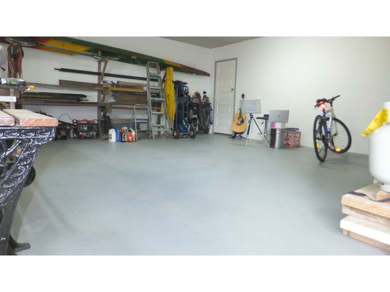 102 Gibson Crescent, Bellbowrie QLD 4070