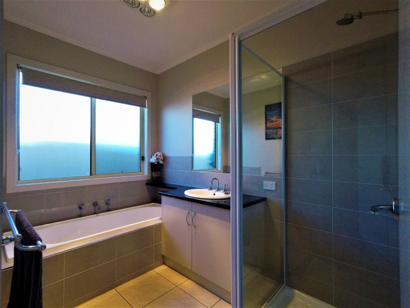 20 Betty Krake Drive, Red Cliffs VIC 3496