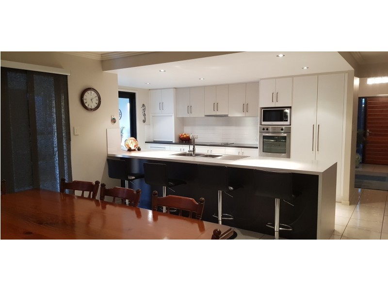 19 Rogers Street, Emerald QLD 4720