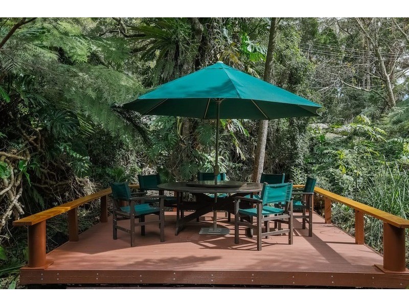 8 Canyon Parade, Springbrook QLD 4213