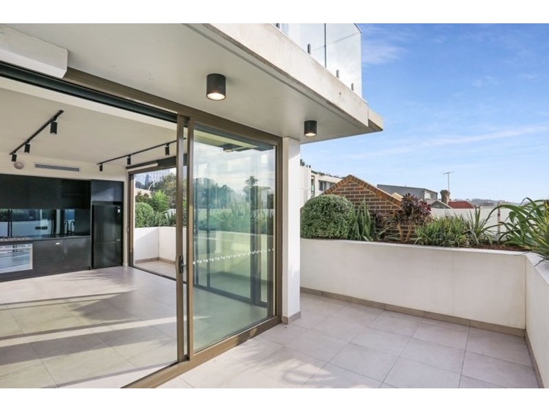 202/95 Bourke Street, Woolloomooloo NSW 2011