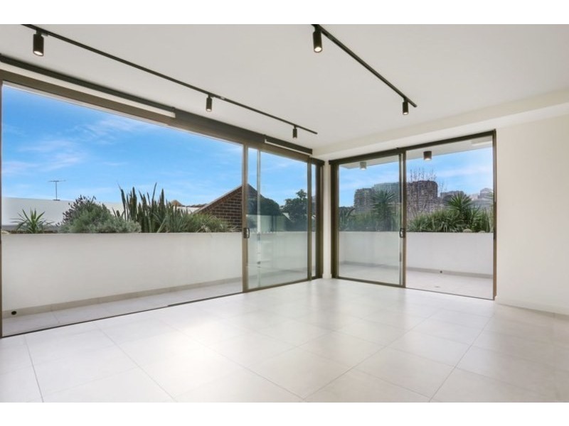 202/95 Bourke Street, Woolloomooloo NSW 2011