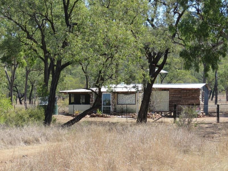 MC 71530 Mt Bullock Rd, Sapphire QLD 4702