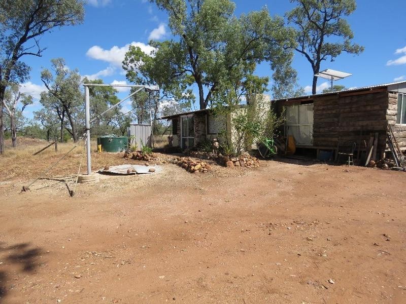 MC 71530 Mt Bullock Rd, Sapphire QLD 4702