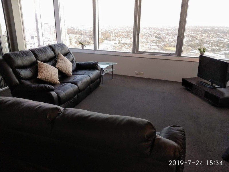 9 Hamilton Avenue, Surfers Paradise QLD 4217