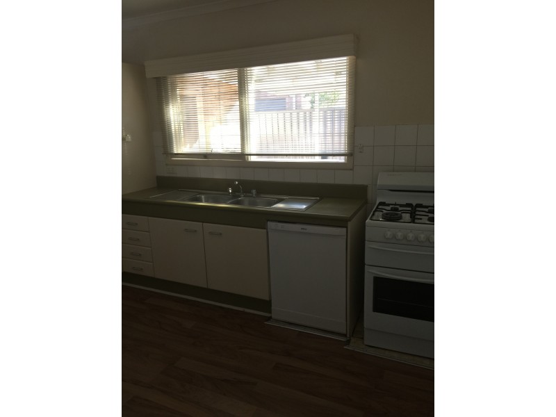 6 Thomas Street, Ferntree Gully VIC 3156