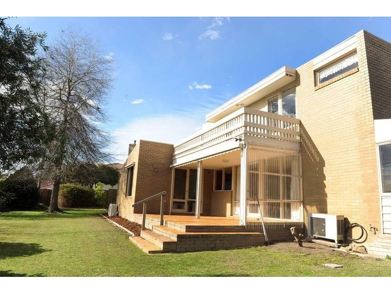 6 Auchterlonie Crescent, Churchill VIC 3842