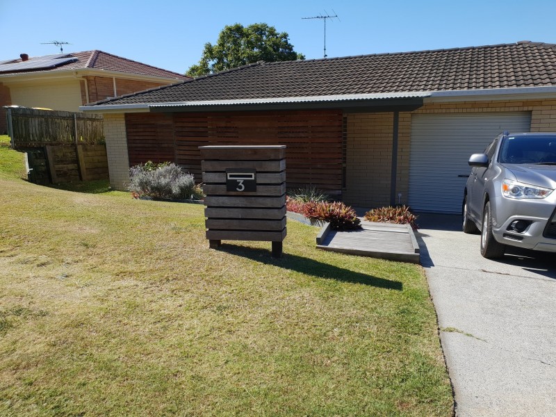 3 Vromans Court, Edens Landing QLD 4207