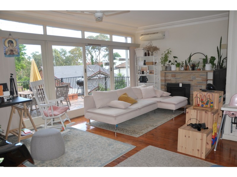 11 Young Street, Sylvania NSW 2224