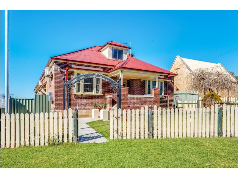 95 George St, Marulan NSW 2579