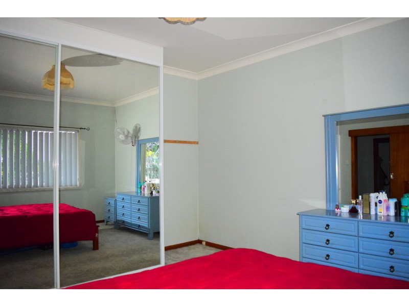 28 Anzac Parade, Teralba NSW 2284