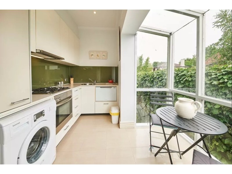 10/70 Canterbury Rd, Toorak VIC 3142