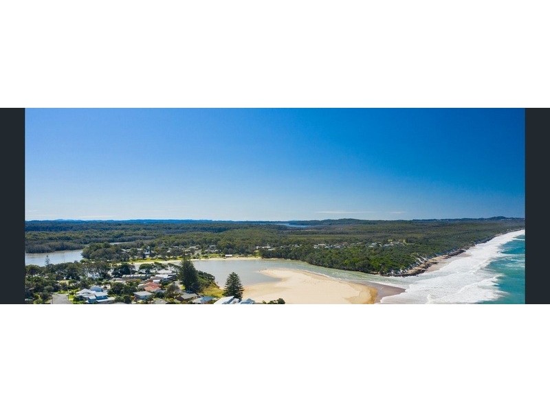 1669 Ocean Drive, Lake Cathie NSW 2445