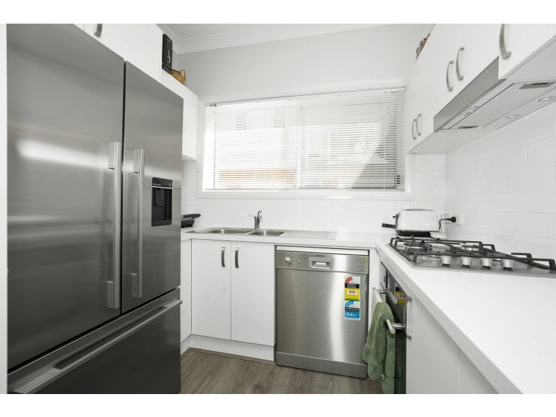 18/151 Excelsior Parade, Toronto NSW 2283