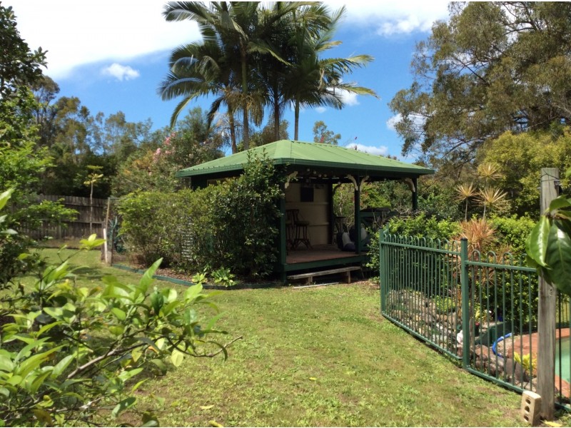 89 Lindeman Rd, Beerwah QLD 4519