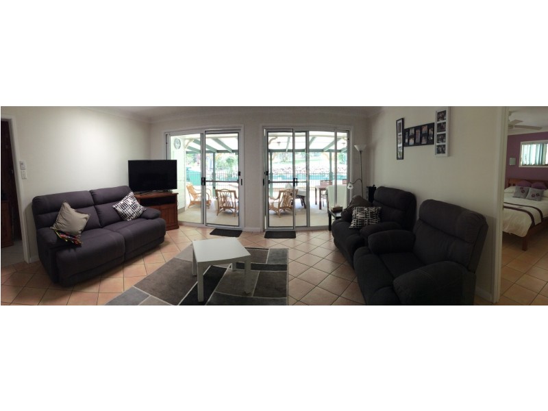 89 Lindeman Rd, Beerwah QLD 4519